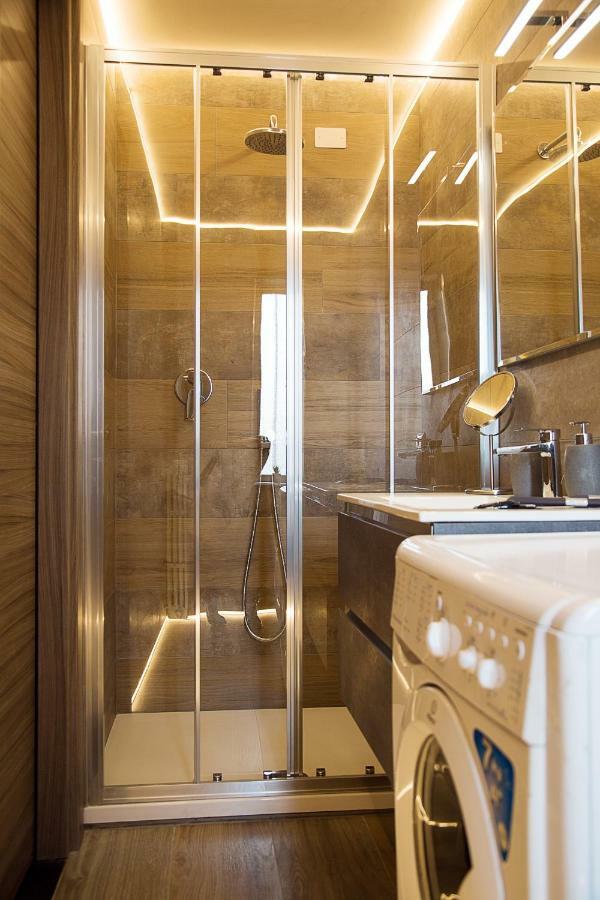 Industrial Apartment Near Duomo Milano Exterior foto
